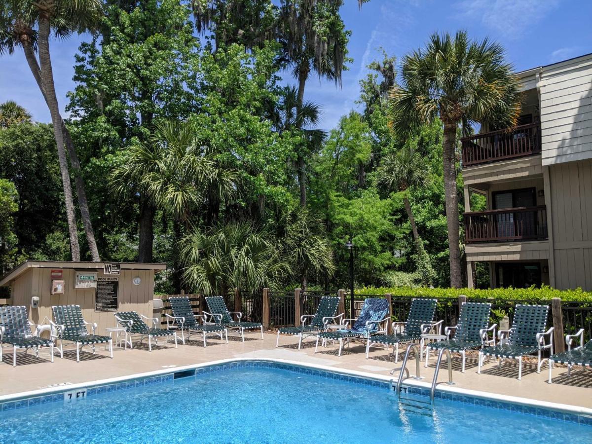 Villa With Prime Location Walk To Beach And Coligny! Hilton Head Island Exterior photo